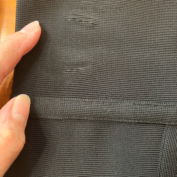 NWOT Bebe Bodycon High Waisted Jet Black Skirt Size M - Picture 5 of 10